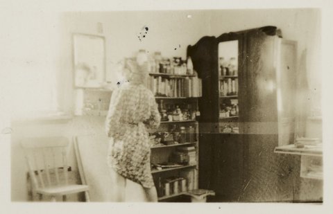 Me [Joy Hester] 1940 E. Melbourne George St