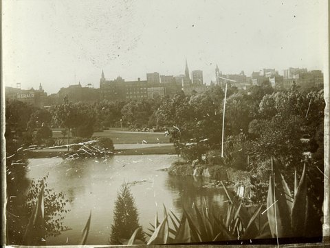 [Melbourne from the Queen Victoria Gardens], 1875–1938