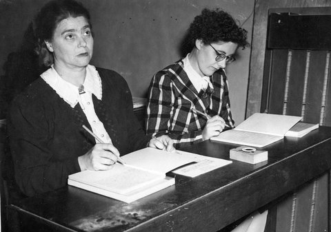 Women taking notes during canteen Management Classes at Melbourne Technical College, c. 1943