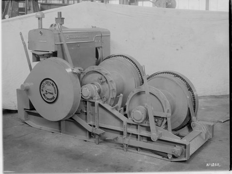 Machinery on factory floor, Marfleet & Weight Pty. Ltd., Melbourne, 1941–42