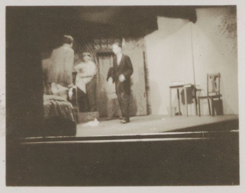 Melb New Theater, "Where's that bomb?", 1940