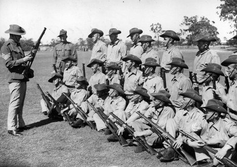 Soldiers receiving rifle instruction and at target practice in Dandenong, 1937–43
