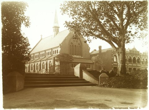 Holy Trinity Church, Clarendon Street, East Melbourne, 1905–38