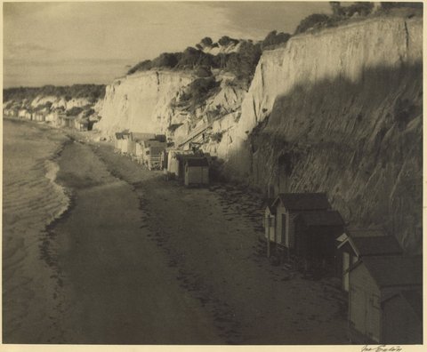 Black Rock beach at sunset, 1931–40