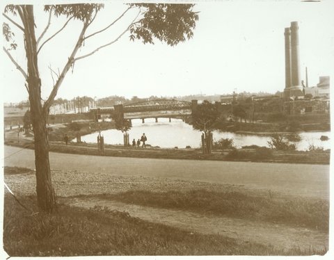 Bridge over the Yarra River, Vic, 1880–1938