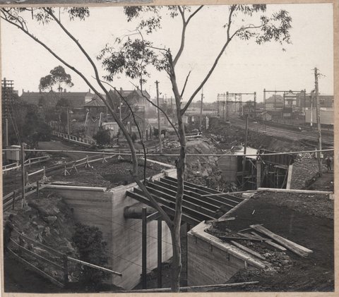 South Kensington to West Footscray - bridge under passenger approach to Footscray station and bridge under Bendigo line, 1927–28