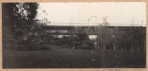 Brige over River Yarra at Hawthorn - repairs 1926, 1926–29
