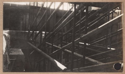 Spencer Street bridge - north abutment, 1928–29