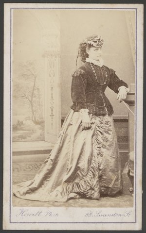 Studio portraits by Hewitt, Melbourne, Victoria, 1866–80