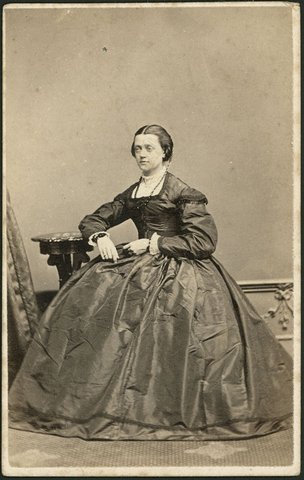 Portrait photographs from the studios of William Davies & Co., Melbourne and St. Kilda, Vic, 1859–82
