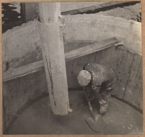 Spencer Street bridge - south abutment, 1928–29