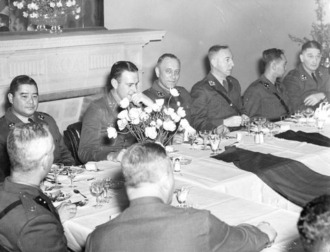 OFFICERS OF N E I ARMY AT DINNER in Melbourne, c. 1943
