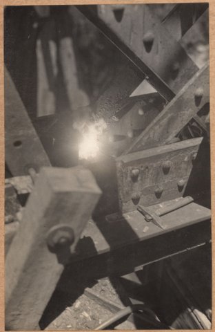 Reconditioning Hawthorn bridge - superstructure, 1930