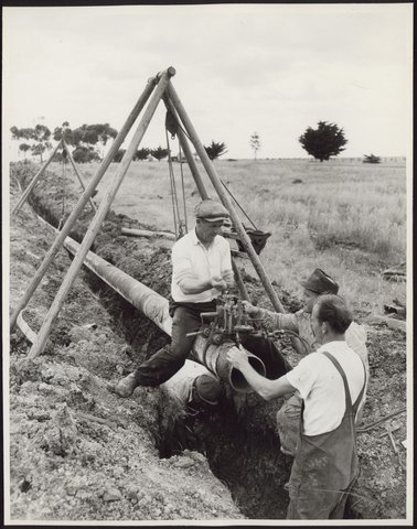 "Construction of 36-mile oil pipeline, running underground from the Shell Refinery at Corio to the Company's Newport installation", 1950–54
