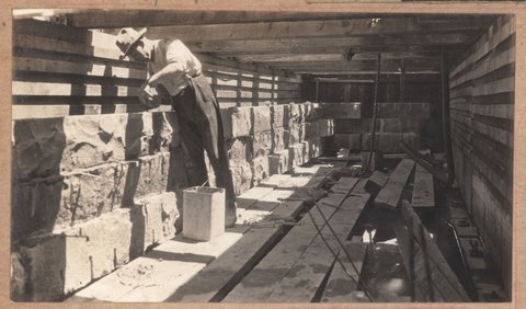 Spencer Street bridge - north abutment, 1928–29