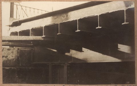 Reconditioning Hawthorn bridge - deck, 1930