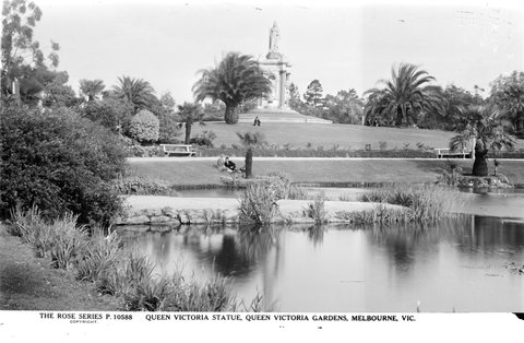 QUEEN VICTORIA STATUE, QUEEN VICTORIA GARDENS, MELBOURNE, VIC, 1920–54