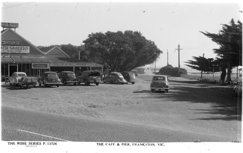 THE CAFE & PIER, FRANKSTON, VIC, 1920–54