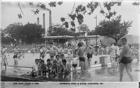 SWIMMING POOL & KIOSK, OAKLEIGH, VIC, 1920–54