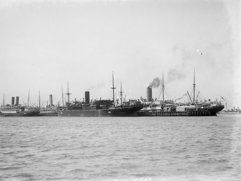 Port Melbourne, 1900–54